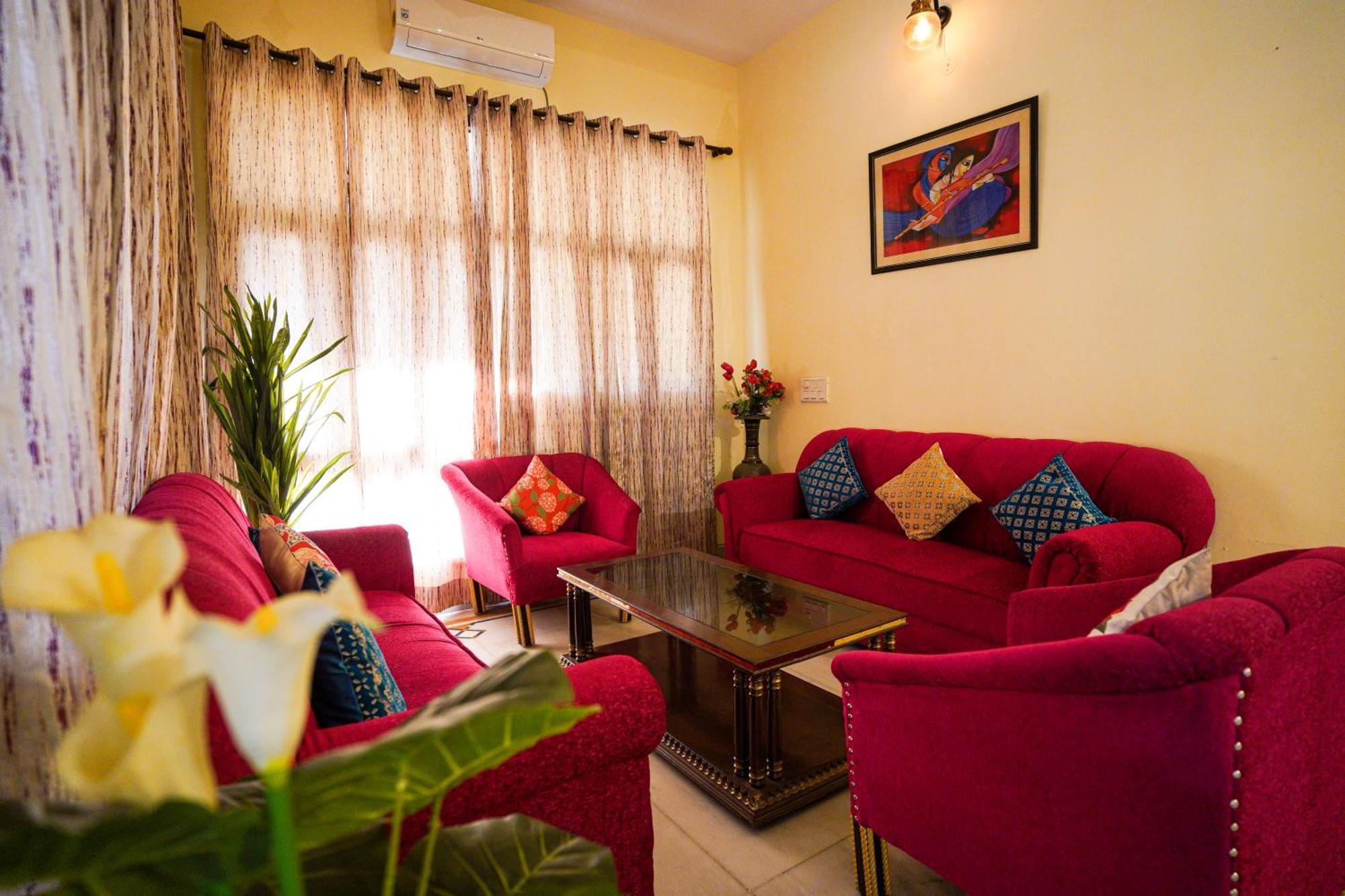 Hotel Neeraj Bhawan- Triveni Ghat Rishīkesh المظهر الخارجي الصورة