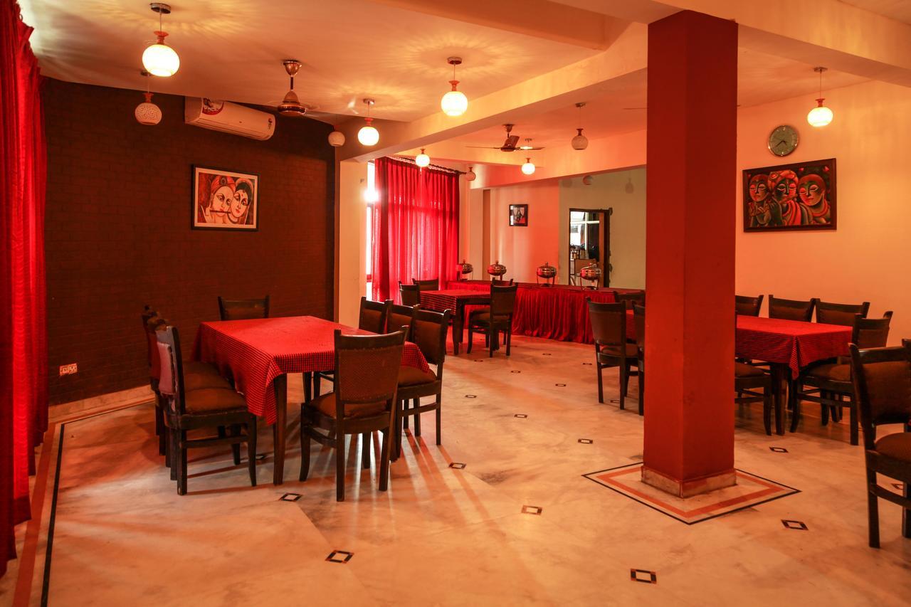 Hotel Neeraj Bhawan- Triveni Ghat Rishīkesh المظهر الخارجي الصورة